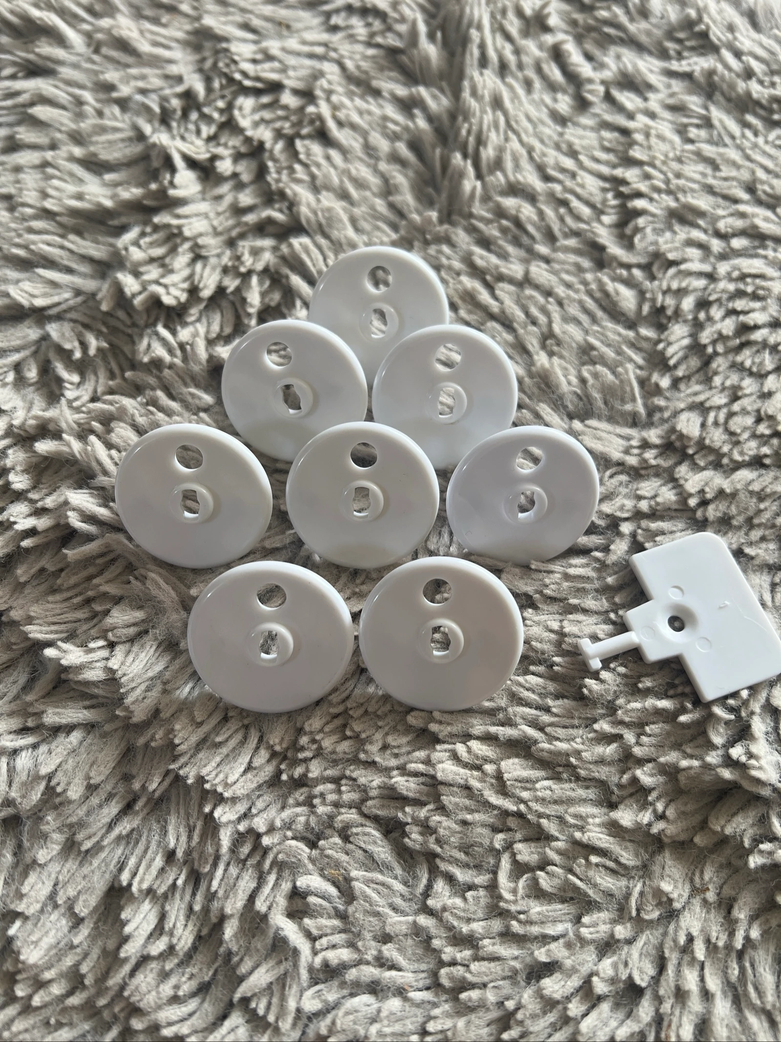 Lot de 8 cache-prises de sécurité bébé avec clé